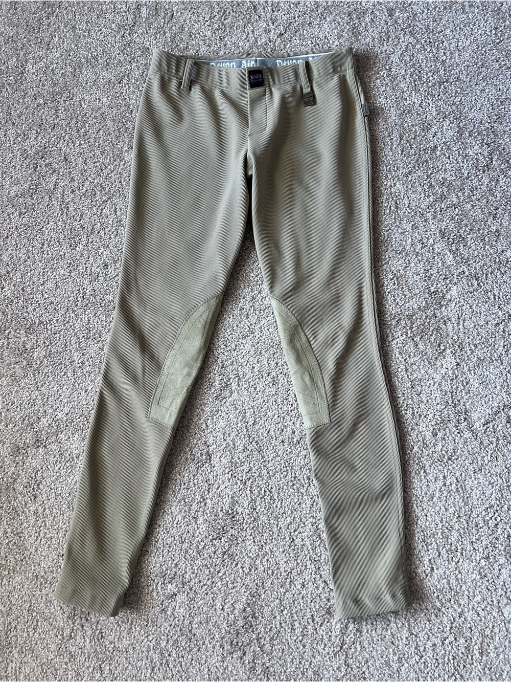 Divan-Aire Tan Equestrian Riding Breeches Knee Patches. Size Small
